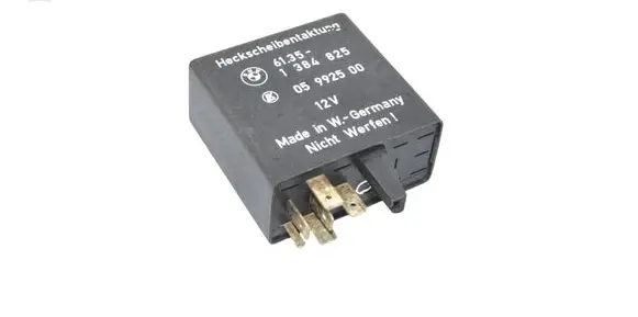BMW 5 E34 Other control units/modules 61351384825 1384825 05992500