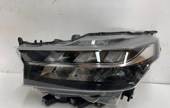 Suzuki SX4 S-Cross Headlight/headlamp 