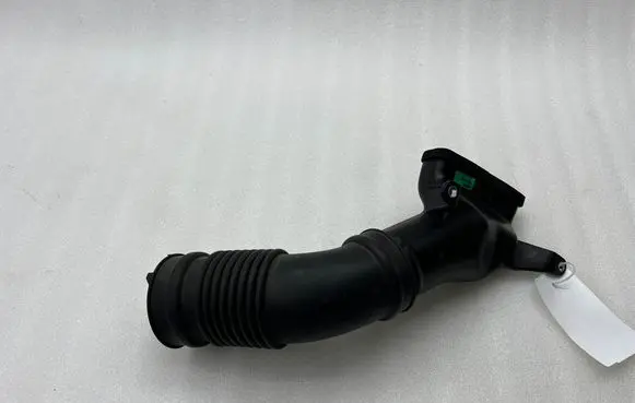 Suzuki Vitara (LY) Air intake duct part 13765-53SA0