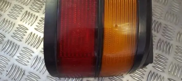Volkswagen PASSAT B3 Rear/tail lights 333945257 333945112