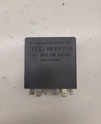 Audi A6 S6 C5 4B Light relay 4B0919471A 393