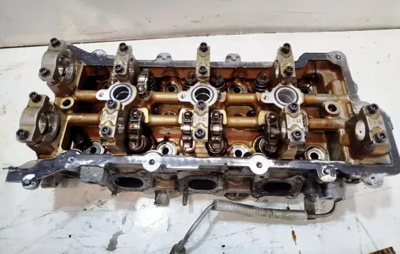 Maserati Ghibli Engine head 2283306