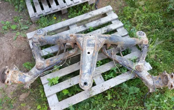 Volkswagen Sharan Rear subframe 
