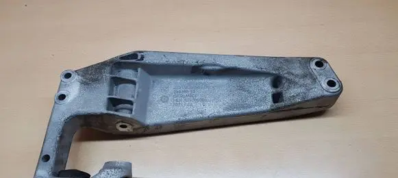 BMW X4 F26 Gearbox mounting bracket 6786567