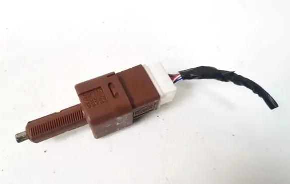 Nissan Qashqai Brake pedal sensor switch