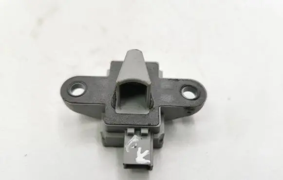 Chrysler Voyager Airbag deployment crash/impact sensor A2048210651 56054047AB 5WK43902