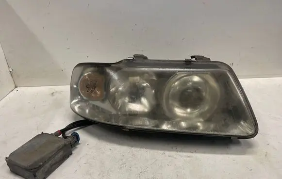 Audi A3 S3 8P Headlight/headlamp 153896