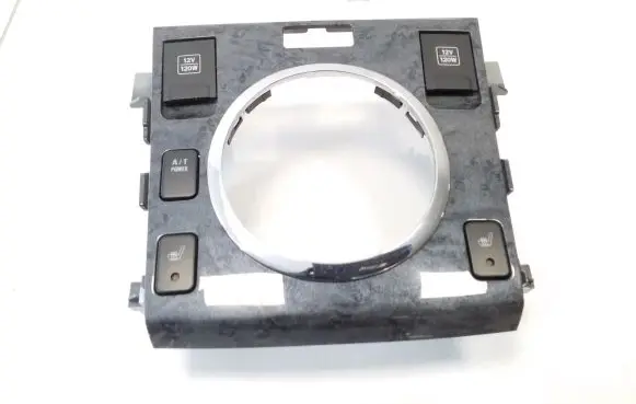 Suzuki Grand Vitara II Other center console (tunnel) element 7581065J00