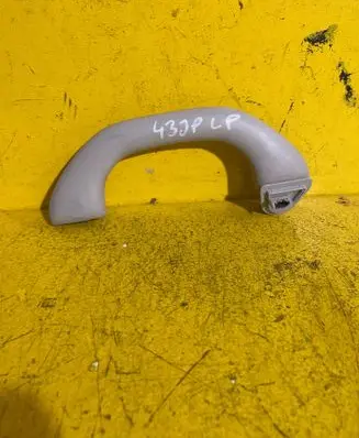 Volkswagen Polo Front interior roof grab handle