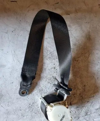 Ford Focus Front seatbelt 4M51A61295AK