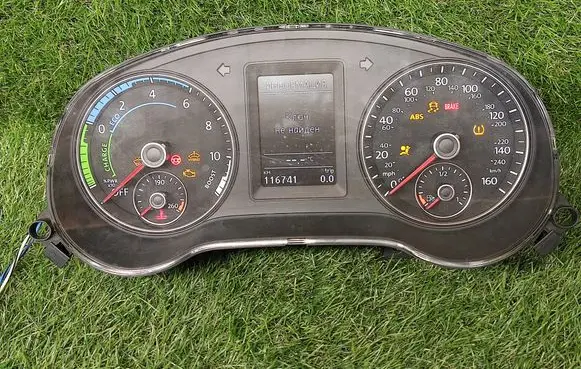 Volkswagen Jetta VI Speedometer (instrument cluster) 5C6920970D A2C800009400