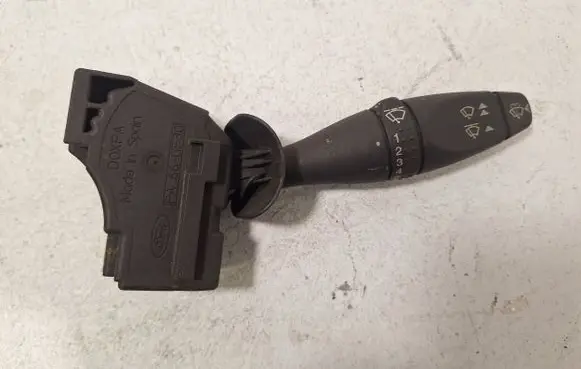 Ford Mondeo Mk III Wiper control stalk