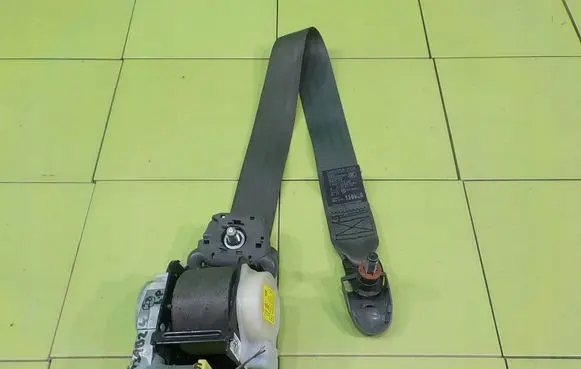 SsangYong Rodius Front seatbelt 746212100X BEZPIECZENSTWA