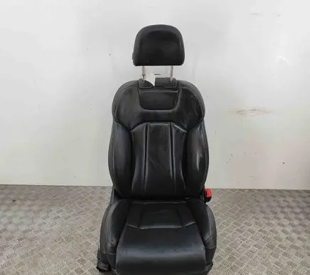 Audi Q7 4M Front passenger seat 4M0881106R