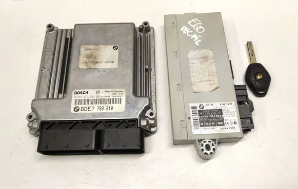 BMW 5 E60 E61 Engine ECU kit and lock set 0281011224 7793210 6927928