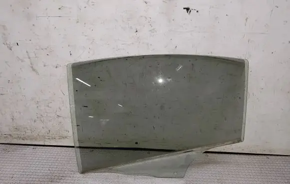 Mazda 3 I Rear door window glass