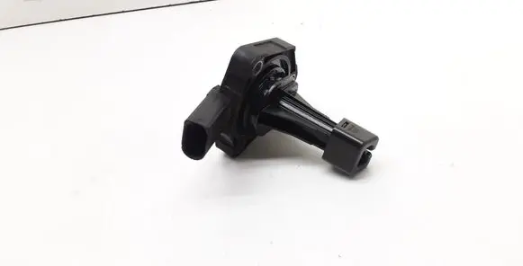 Volkswagen PASSAT B6 Oil level sensor 03C907660G