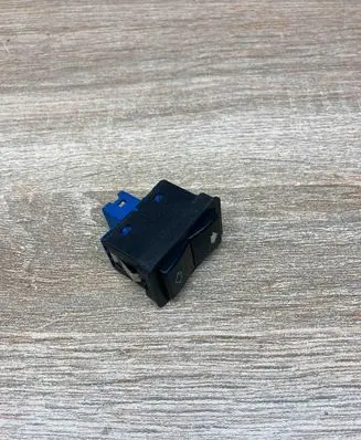 BMW 7 E38 Electric window control switch 8368932
