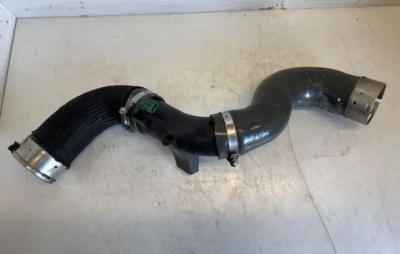 Renault Master III Intercooler hose/pipe 144605647R