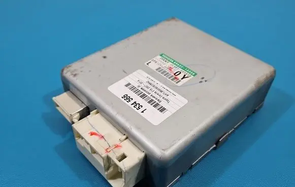 Toyota Corolla E140 E150 Central body control module 89650-12220 IMPRK1534566