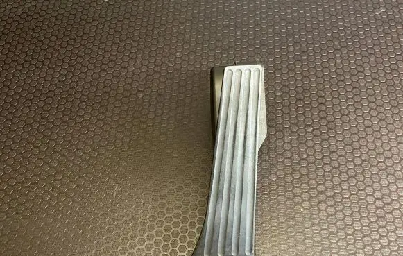 BMW X1 E84 Accelerator throttle pedal 6793742 6PV00937920 12037313
