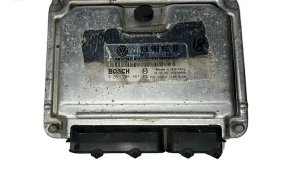 Volkswagen Polo III 6N 6N2 6NF Engine control unit/module 030906032BD 0261206767 28SA0000