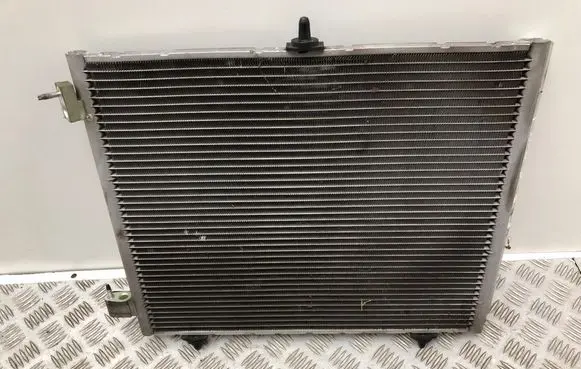 Peugeot 208 A/C cooling radiator (condenser)