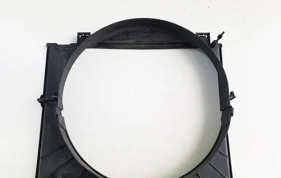 Isuzu D-Max Radiator cooling fan shroud 