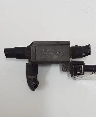 Audi A6 S6 C5 4B Turbo solenoid valve 078906283 72268700 02T302