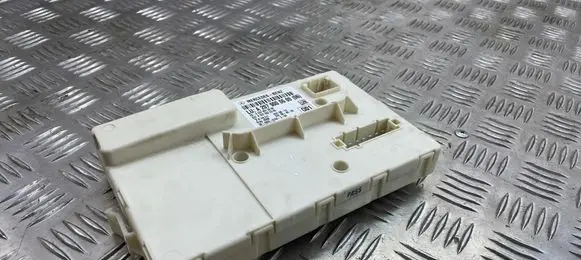 Mercedes-Benz E C207 W207 Window control relay A2079000600