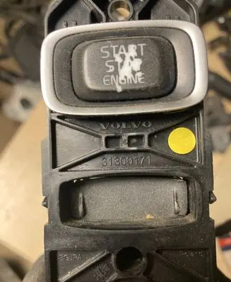 Volvo XC60 Engine start stop button switch 31300171