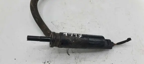 BMW 5 E60 E61 Headlight washer pump 67128377613
