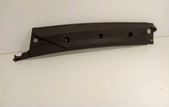 Iveco Daily 6th gen Wiper trim 5801918264
