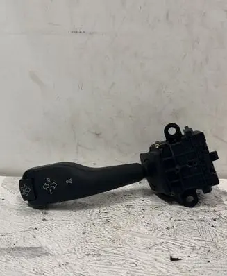 BMW 5 E34 Indicator stalk 8363668K 01104010
