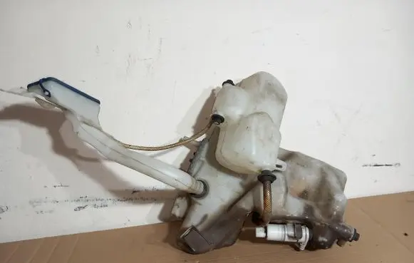 Mercedes-Benz E W211 Windshield washer fluid reservoir/tank 2118601660