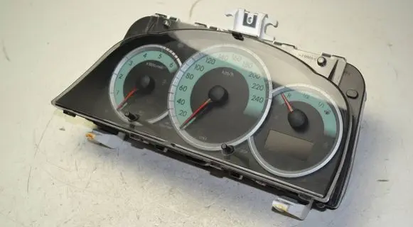 Toyota Corolla Verso AR10 Speedometer (instrument cluster) 838000F090 MB2574303100