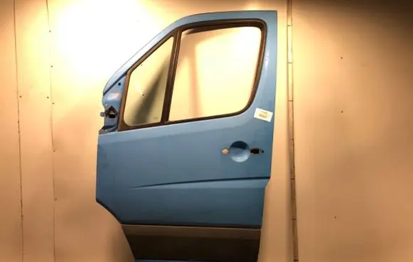 Volkswagen Crafter Front door 