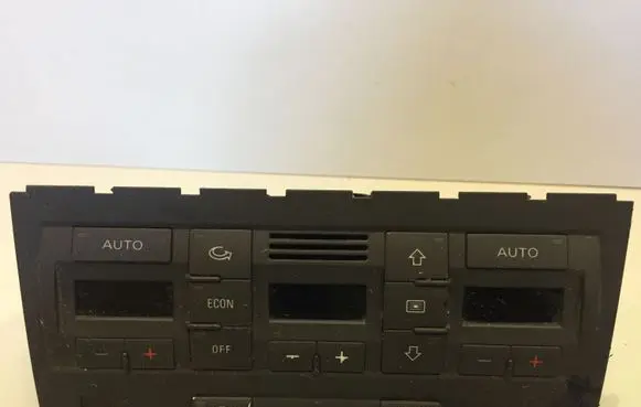 Audi A4 S4 B7 8E 8H Climate control unit 8E0820043BL
