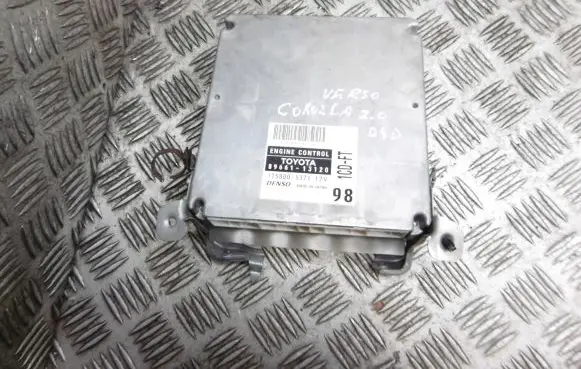 Toyota Corolla Verso E121 Engine control unit/module ECU 89661-13120