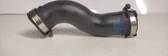 Audi Q7 4L Intercooler hose/pipe 7L8145979