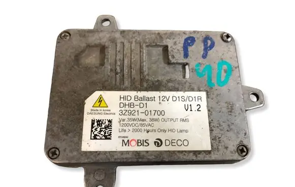 Hyundai i30 Xenon control unit/module 3Z92101700