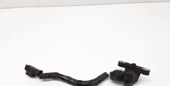 Volvo V70 Crankshaft position sensor 30637803