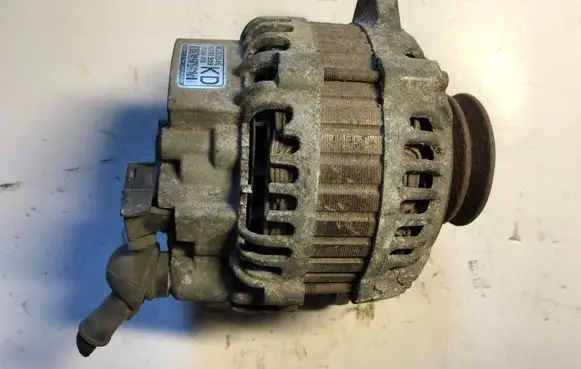 Mitsubishi Pajero Generator/alternator ME203546
