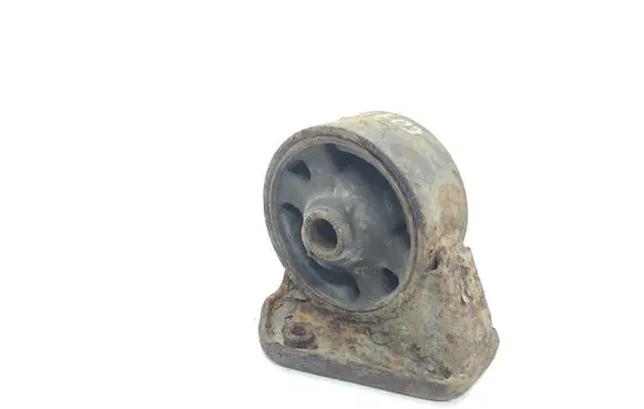 Hyundai Santa Fe Engine mount bracket