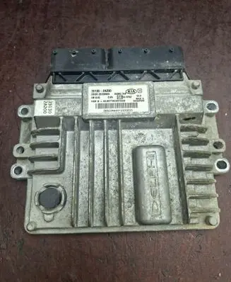 KIA Rio Engine control unit/module 391302A200 28339965 28339965013320033