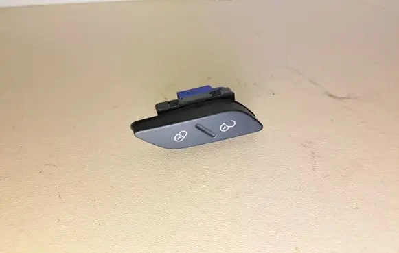 Volkswagen Golf VI Central locking switch button 5K0962125