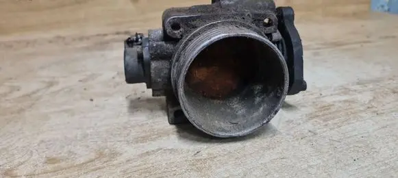 Volvo S40, V40 Throttle valve 72791000