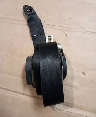 Audi A4 S4 B6 8E 8H Front seatbelt 560788401