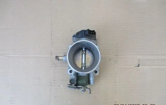 Hyundai Coupe Throttle valve 8517023000