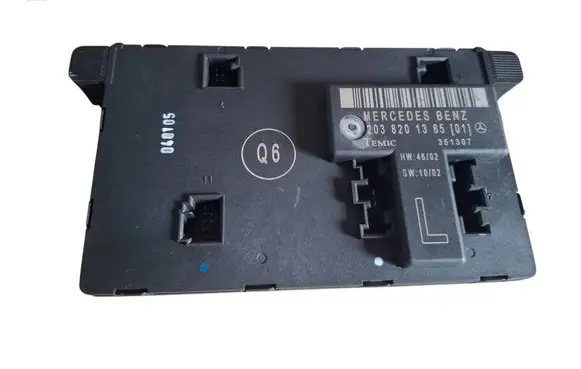 Mercedes-Benz C W203 Door control unit/module 2038201385